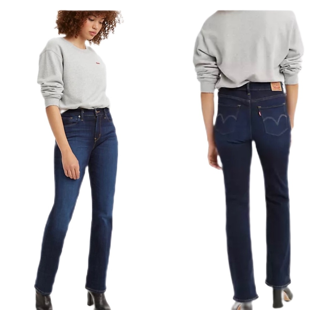 LEVI Classic Bootcut Women’s Jeans in Dark Wash. Size 31x32